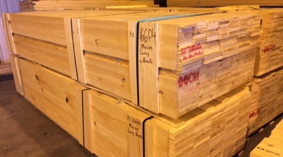 custom pallets protect unfinished pine floors during shipping