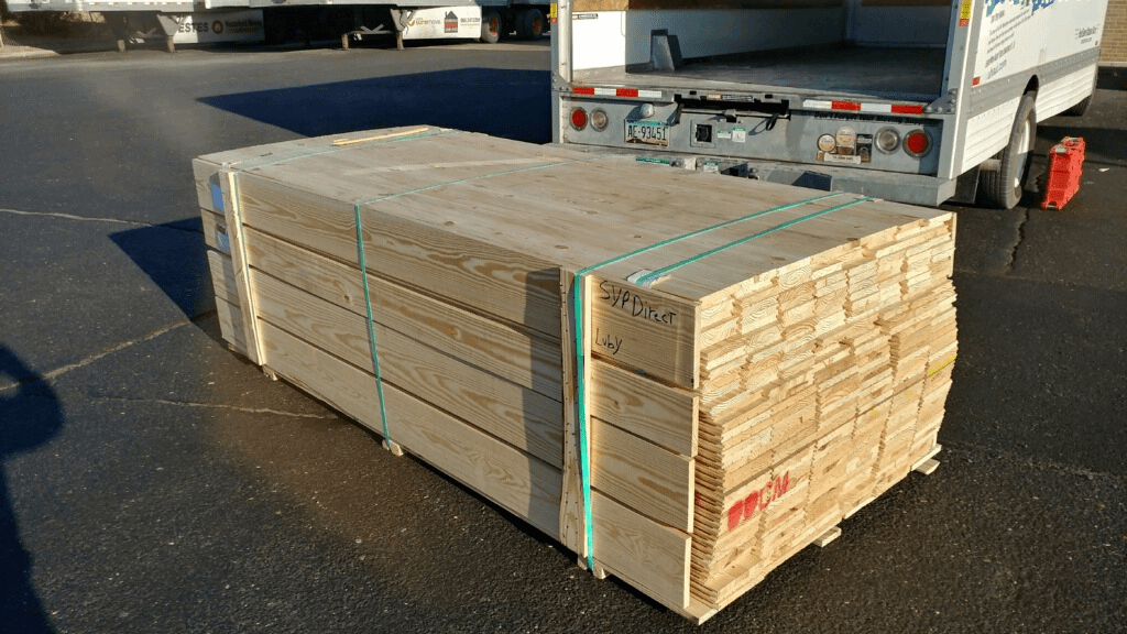 Protective crate for shipping southern pine floors saves cost per square foot